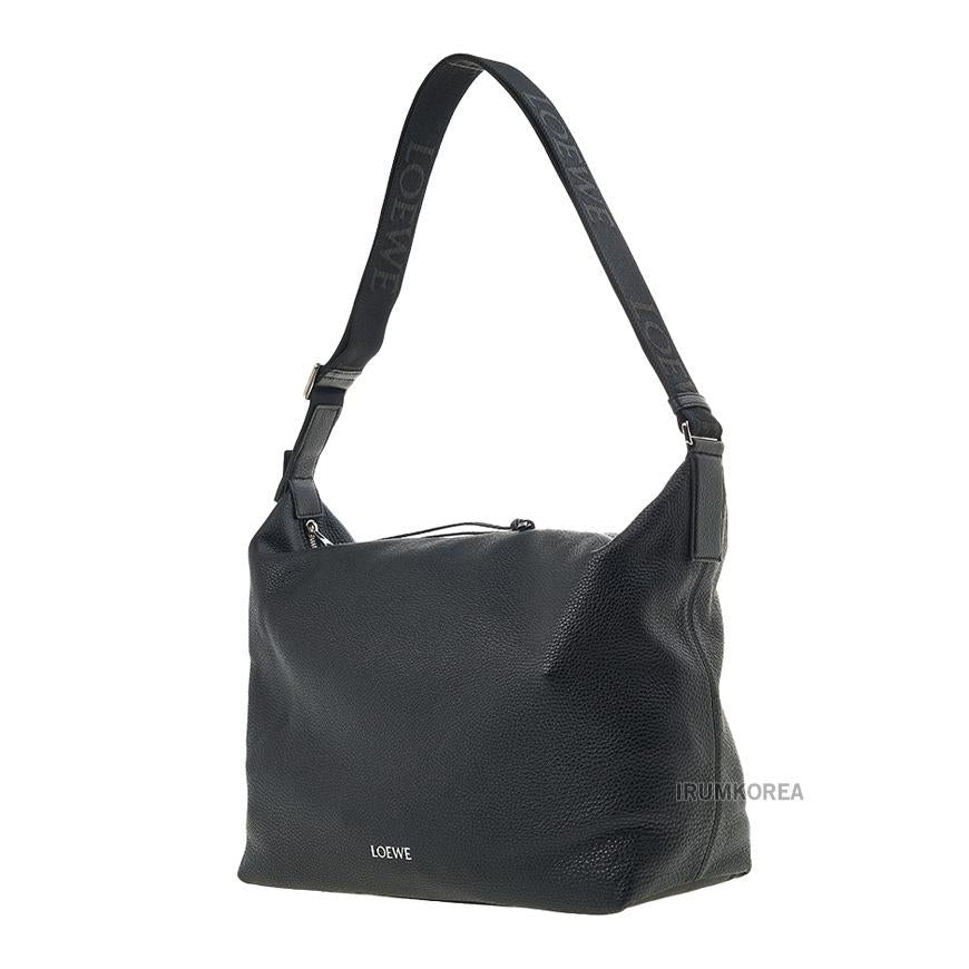 LOEWE Women’s Cubi Crossbody Bag Black Leather