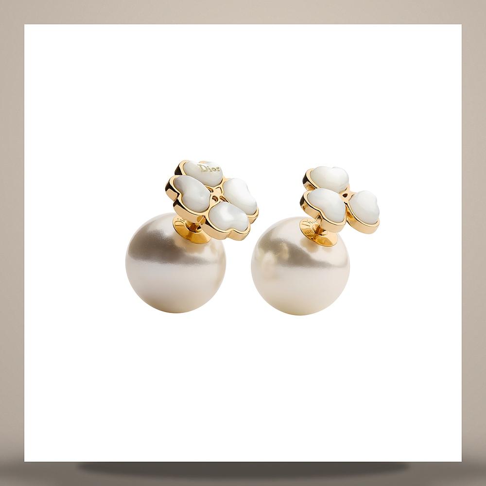 DIOR Gold-Tone Metal Earrings White Resin Pearl Mother of Pearl E4491WOMMP D301
