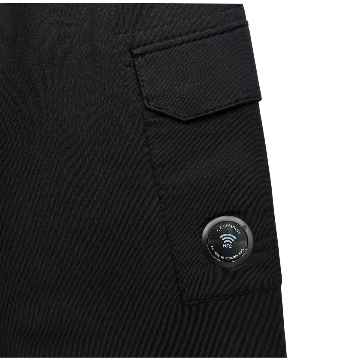 CP Company Diagonal Fleece Lens Badge Cargo Sweatpants for Men 21CMSP030A 999