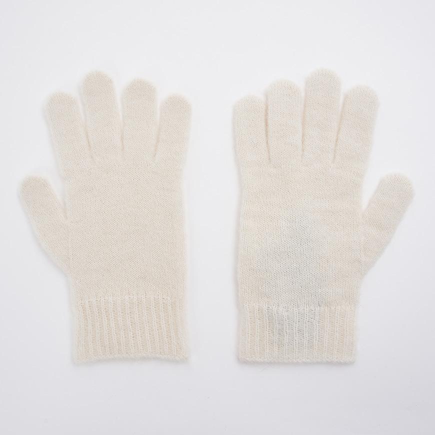 Vivienne Westwood Women’s Fluffy Knit Gloves 8202003B K006A A401