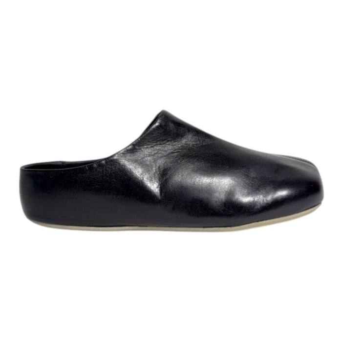 MM6 black leather Factory Sabo slip-on slippers