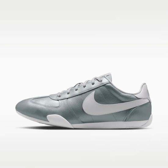 Nike Women’s Sneakers II6984 001 DOM