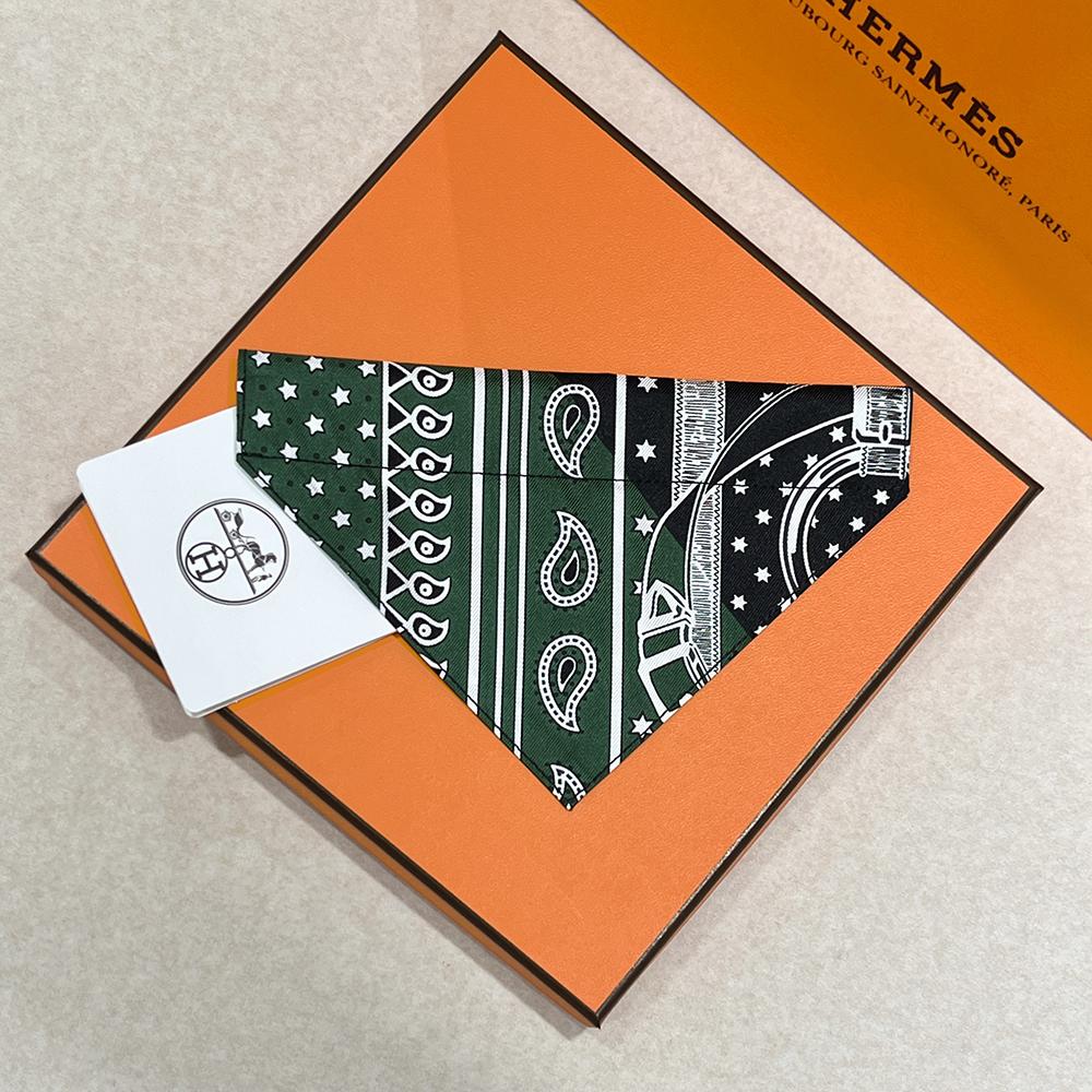 HERMES Green Black Dog Bandana Small Scarf Unisex Accessory