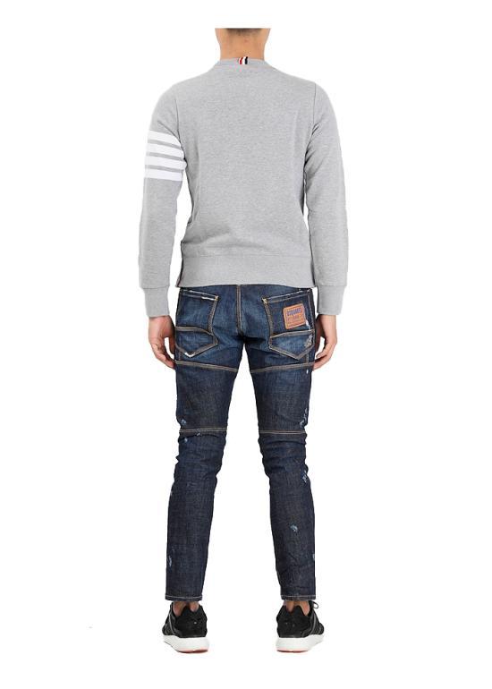 THOM BROWNE Logo Patch Engineered 4-Bar Crewneck Sweatshirt Gray
