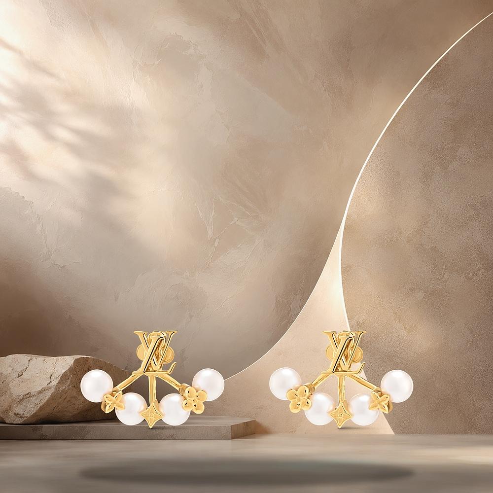 Louis Vuitton Minigram Pearl Earrings Gold-Tone Jewelry