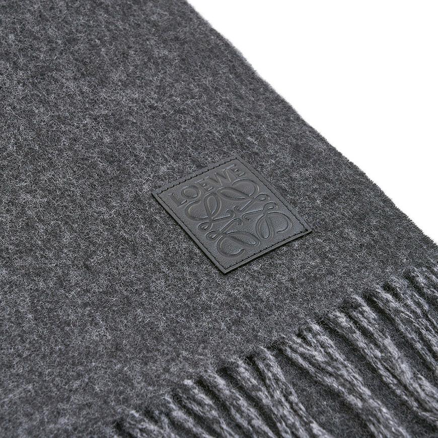 LOEWE Women’s Wool Cashmere Scarf/Muffler F811251X06 1114