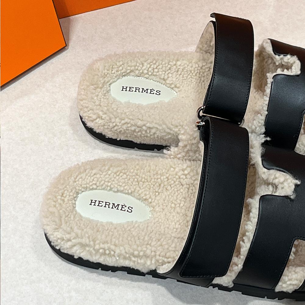 HERMES Shearling Chypre Sandals Suede Goatskin Black Ivory