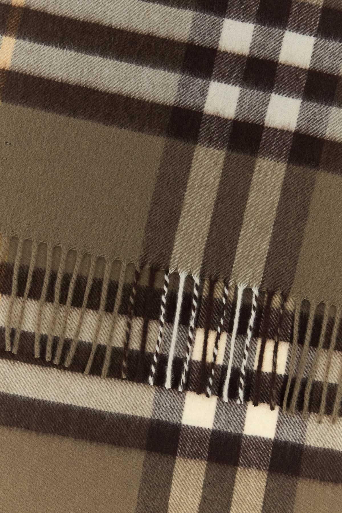 BURBERRY Wool Scarf Beige Check