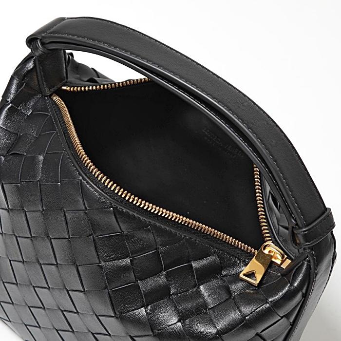Bottega Veneta Mini Wallace Leather Shoulder Bag