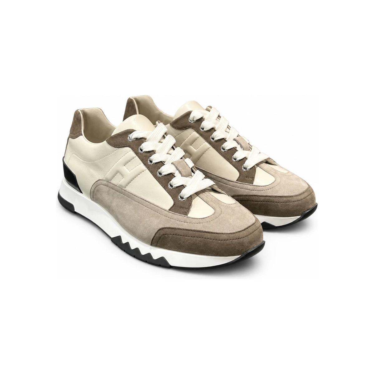 HERMES Trail Sneakers Calfskin Gray Beige Low-Top Men’s