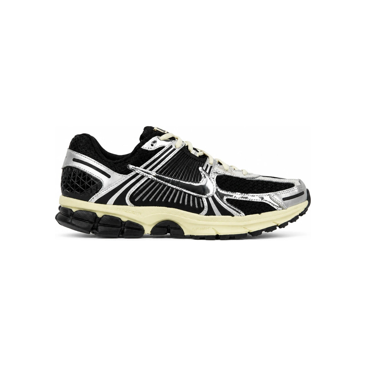 Nike Zoom Vomero 5 Black Metallic Silver Low-Top Sneakers