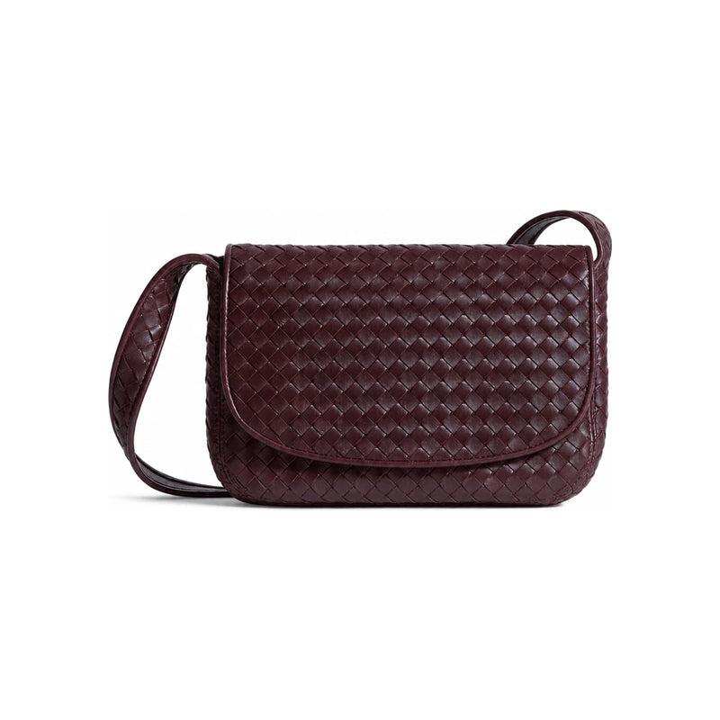 Bottega Veneta Veneto Flap Messenger Bag Black Leather Crossbo 843836 V5KD0 6144