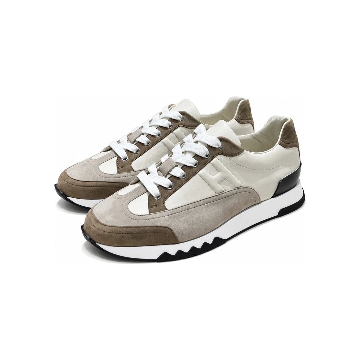 HERMES Trail Sneakers Calfskin Gray Beige Low-Top Men’s