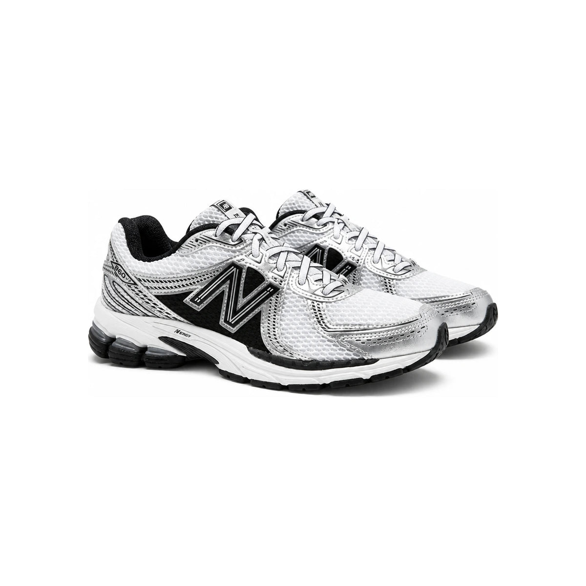 New Balance White Black 860v2 Low Top Sneakers Men’s