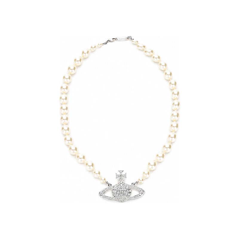 Vivienne Westwood One Row Pearl Bas Relief Pendant Necklace 63010106 02G128