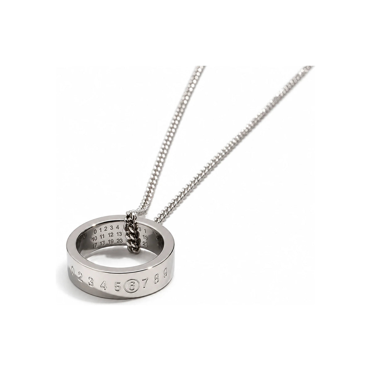 MM6 Unisex Number Logo Ring Pendant Chain Necklace SM6UU0048 P6469 951